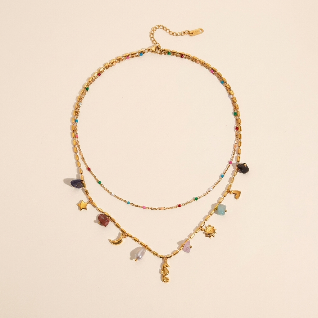 Collana Riva doppia con perline smaltate e charm, acciaio 316L PVD oro